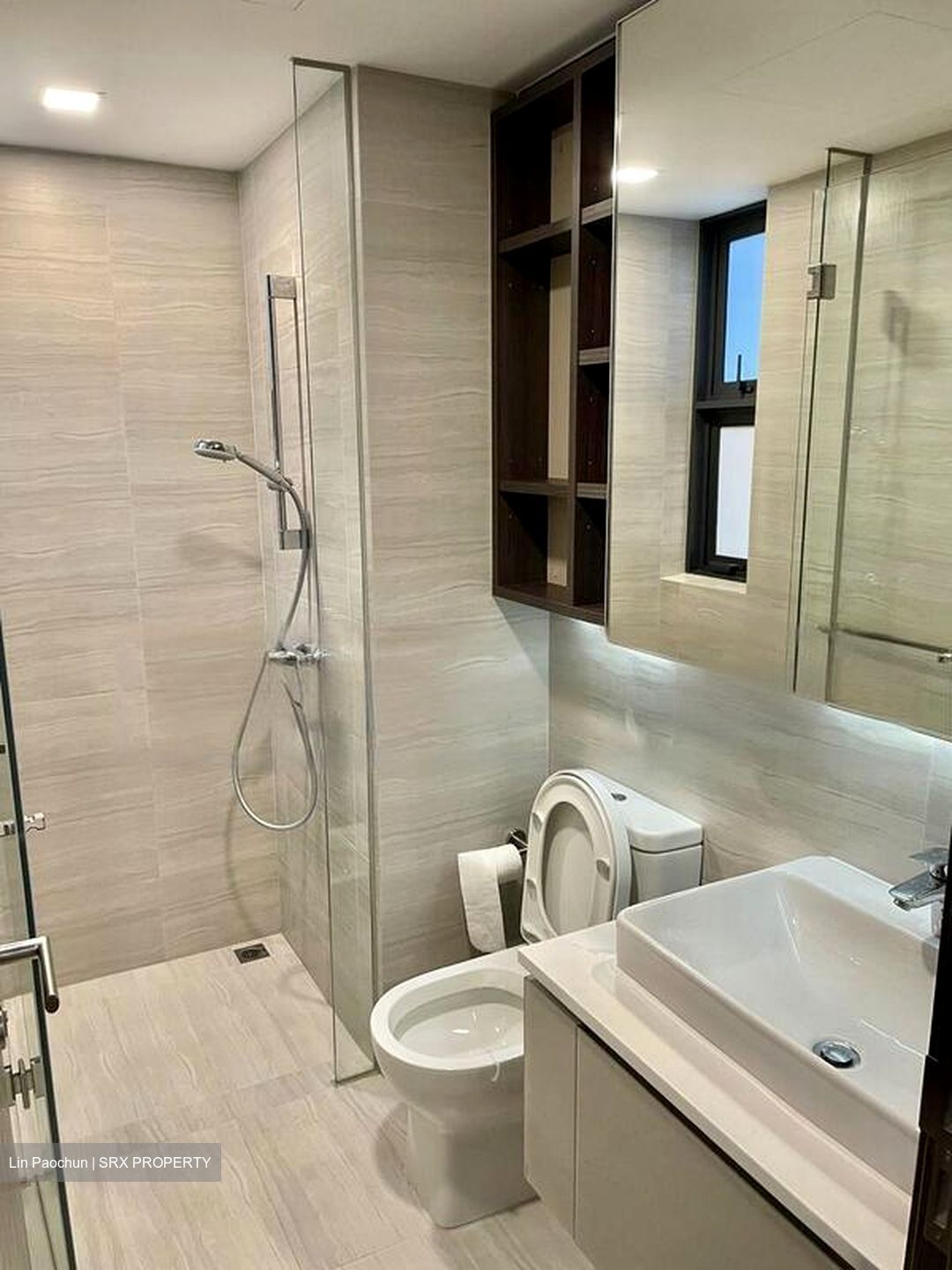 Lake Grande (D22), Condominium #459648511